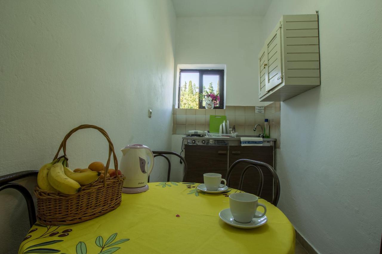 Aggeliki Apartments Dassia By Hotelius Kato Korakiana Ngoại thất bức ảnh